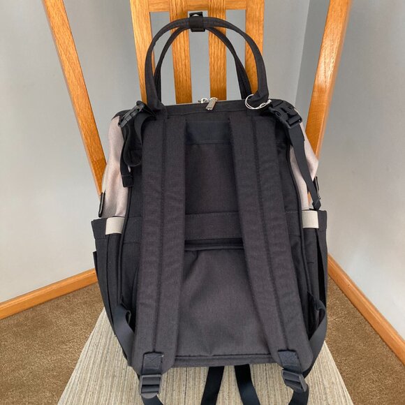 BabbleRoo Diaper Backpack Black/Gray Like New main image 4